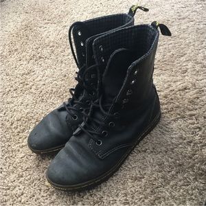 Leather TEHANI lace up Dr. Martens